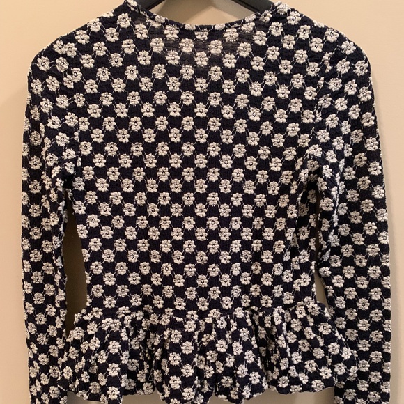 PEPLUM STRETCHY LACE TOP - BUBBLE HEM - Picture 9 of 11